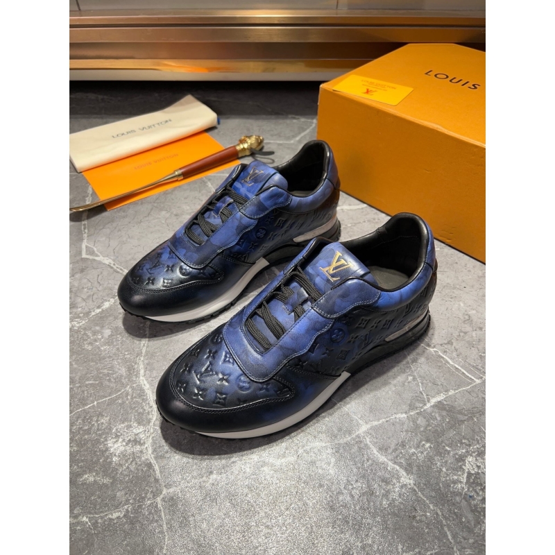 l**is V*t*n sneakers